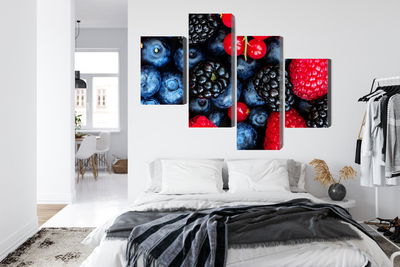 Ljuddämpande tavla - Forest fruits on a macro