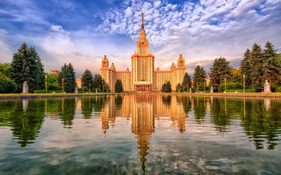 Ljuddämpande tavla - View of the building