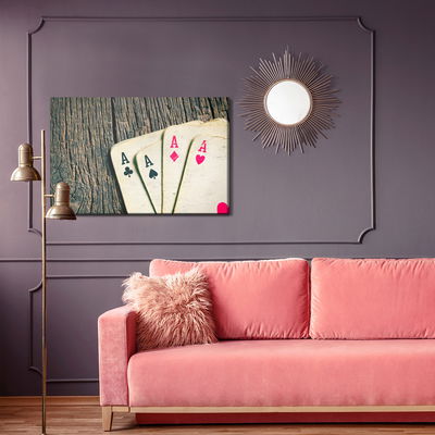 Ljuddämpande tavla - Old cards on a wooden table