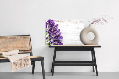 Ljuddämpande tavla - Lavender flowers on a wood