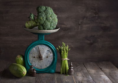 Ljuddämpande tavla - Vegetables on weight