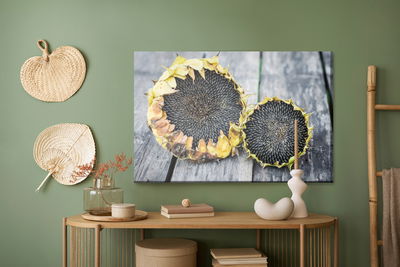 Ljuddämpande tavla - Sunflowers on the background