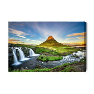 Ljuddämpande tavla - A waterfall against