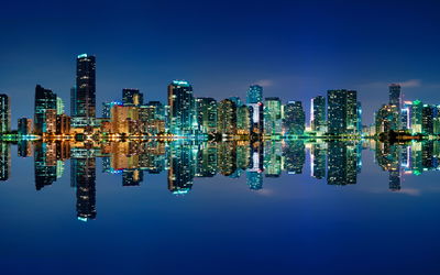 Ljuddämpande tavla - Panorama of miami by night