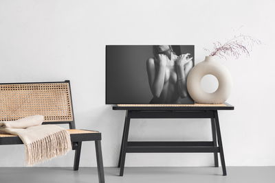 Ljuddämpande tavla - Posing sexy woman