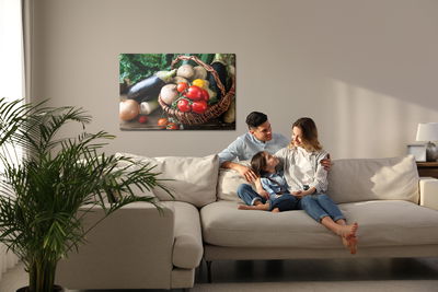 Ljuddämpande tavla - A basket of vegetables