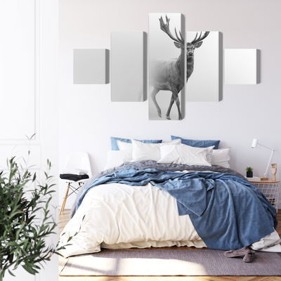 Ljuddämpande tavla - A stately deer in the fog