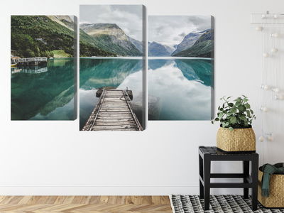 Ljuddämpande tavla - View of the lovatnet lake