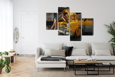 Ljuddämpande tavla - Sexy woman welded to a car