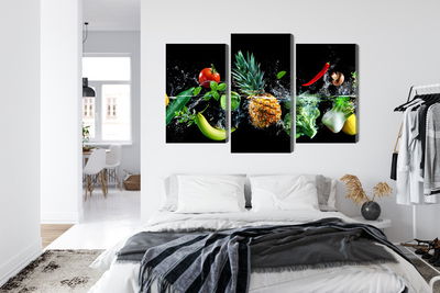 Ljuddämpande tavla - Fresh vegetables in the water