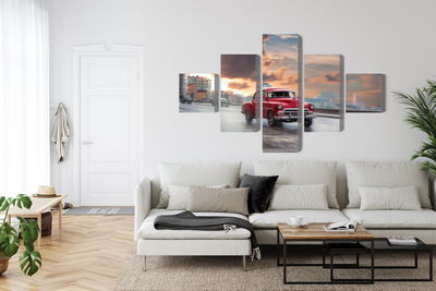 Ljuddämpande tavla - Historic car on the road