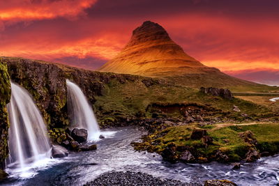 Ljuddämpande tavla - Kirkjufellsfoss waterfall