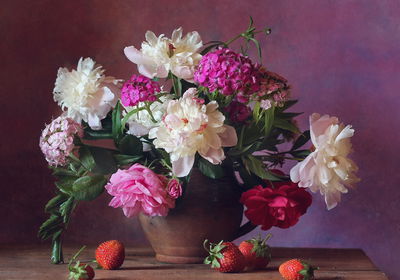 Ljuddämpande tavla - Peonies with fruit