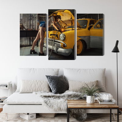 Ljuddämpande tavla - Sexy woman welded to a car