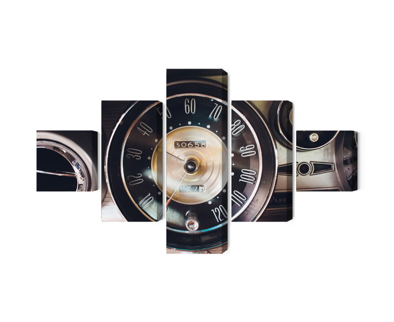 Ljuddämpande tavla - The dashboard in an old car