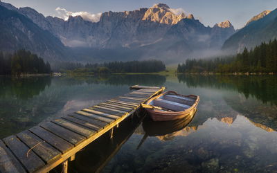 Ljuddämpande tavla - Wooden bridge over