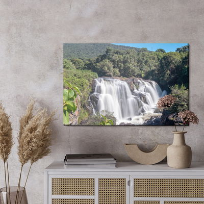 Ljuddämpande tavla - A waterfall among lush