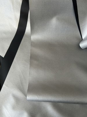 SilentDirect Silver Blackout - pimennyskangas polyesteristä