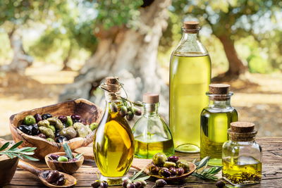 Ljuddämpande tavla - Oil bottles