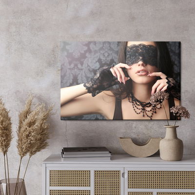 Ljuddämpande tavla - Woman with a blindfold