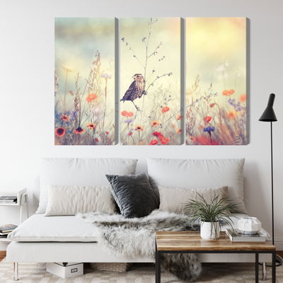 Ljuddämpande tavla - A bird among wild flowers