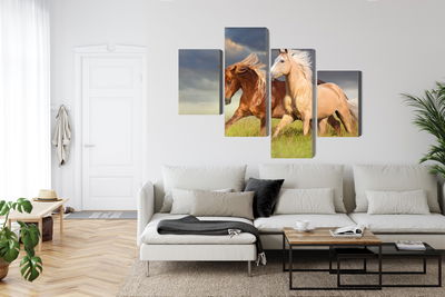 Ljuddämpande tavla - Horses galloping in a 3d