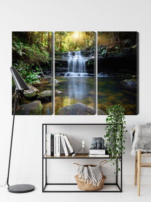 Ljuddämpande tavla - A waterfall in the bush