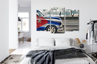 Ljuddämpande tavla - A car with a cuban flag