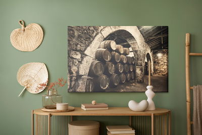 Ljuddämpande tavla - Wine barrels in an old retro