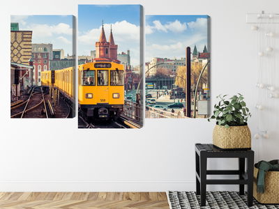 Ljuddämpande tavla - Yellow train in berlin