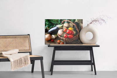 Ljuddämpande tavla - A basket of vegetables