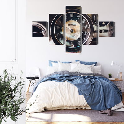 Ljuddämpande tavla - The dashboard in an old car