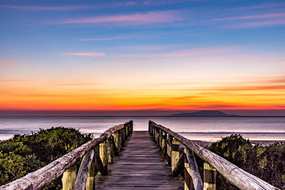 Ljuddämpande tavla - Wooden deck and the sea