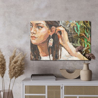 Ljuddämpande tavla - A young girl is sitting