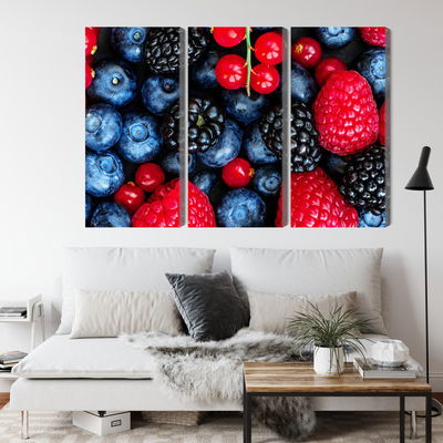 Ljuddämpande tavla - Forest fruits on a macro