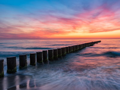 Ljuddämpande tavla - The baltic sea with wooden