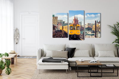 Ljuddämpande tavla - Yellow train in berlin