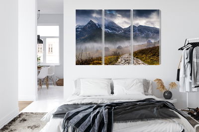 Ljuddämpande tavla - Misty landscape with hala