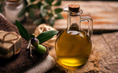 Ljuddämpande tavla - A bottle of olive oil