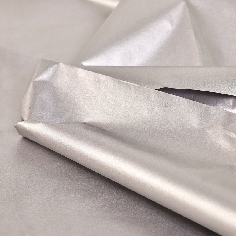 Silver Blackout – mörkläggningsväv i polyester