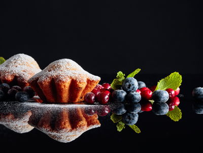Ljuddämpande tavla - Muffins with fruits