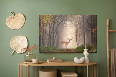 Ljuddämpande tavla - A deer in the middle