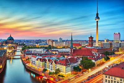 Ljuddämpande tavla - Colorful sky and berlin