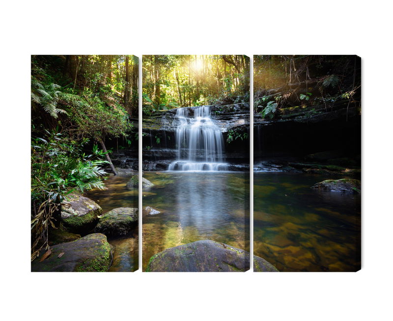 Ljuddämpande tavla - A waterfall in the bush