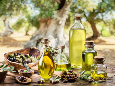 Ljuddämpande tavla - Oil bottles