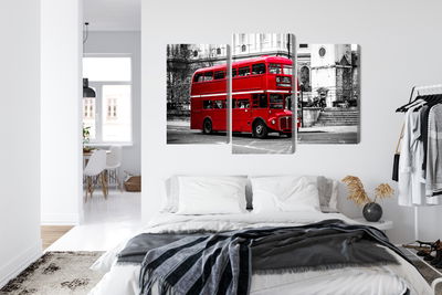 Ljuddämpande tavla - A double decker bus in London