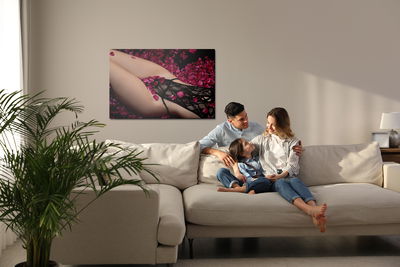 Ljuddämpande tavla - Woman in roses