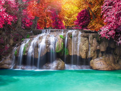 Ljuddämpande tavla - A waterfall in the deep