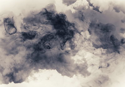 Ljuddämpande tavla - Abstract dark clouds