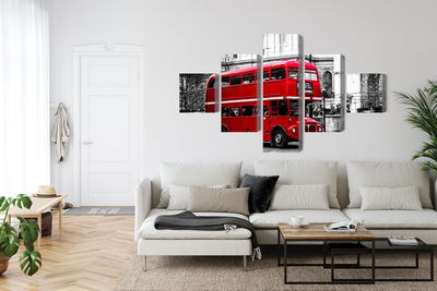 Ljuddämpande tavla - A double decker bus in London